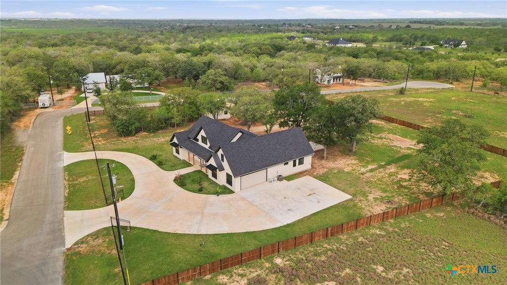 Photo of 1 Post Oak Street, Gonzales, TX 78629 (MLS # 628179)