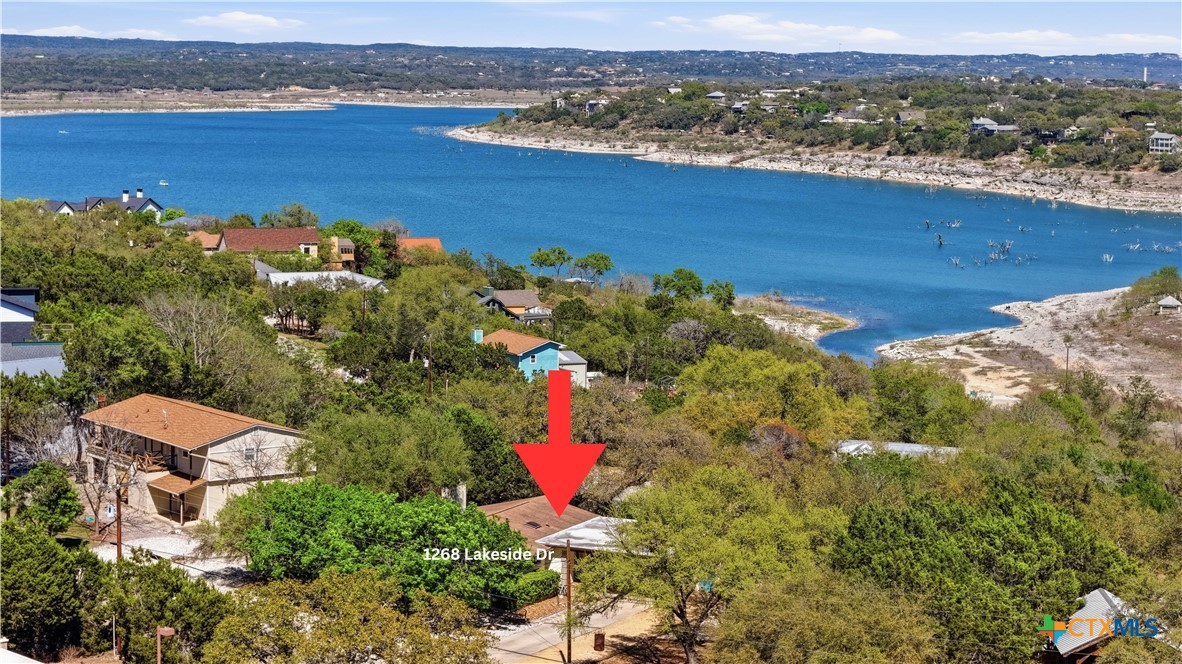 Photo 1 of 27 — 1268 W Lakeside Drive, Canyon Lake, TX 78133