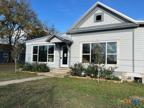 A home in Gonzales