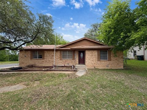 Photo of 2301 Post Oak Avenue, Copperas Cove, TX 76522 (MLS # 609951)