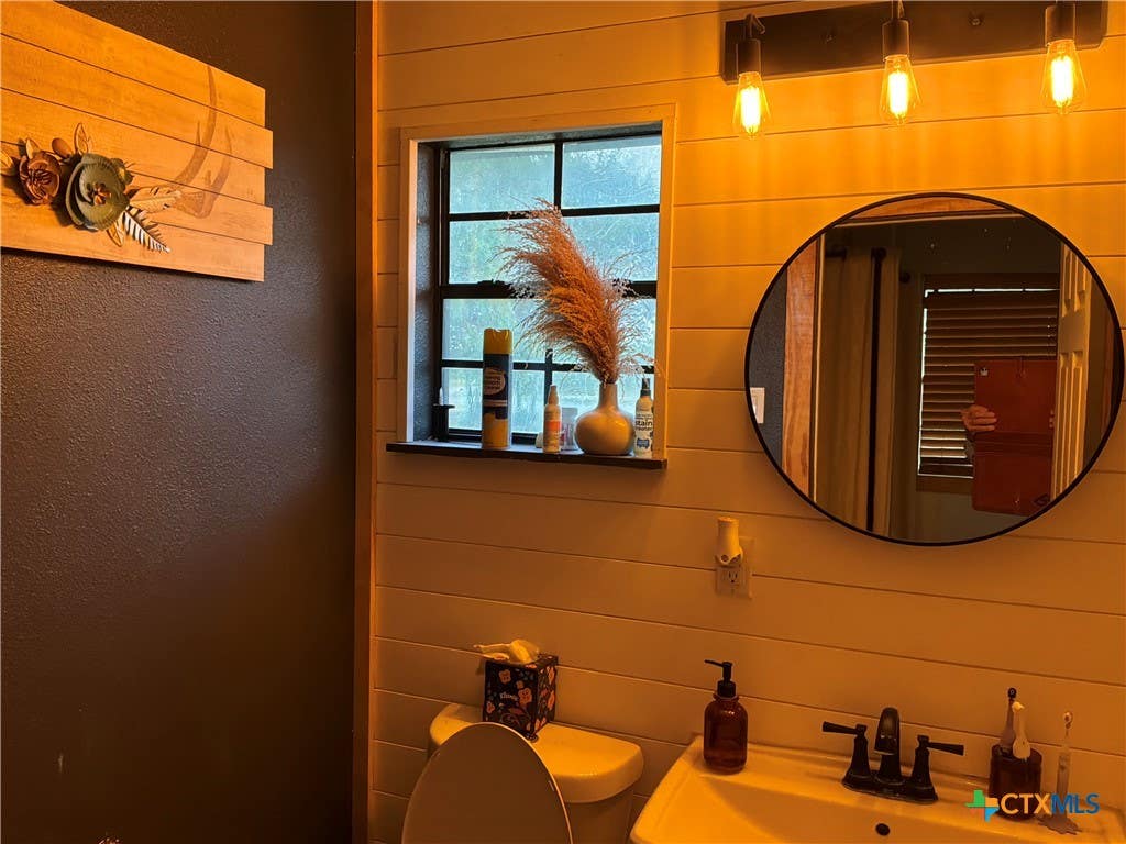 Photo of Gillett, TX 78116 (MLS # 622521)