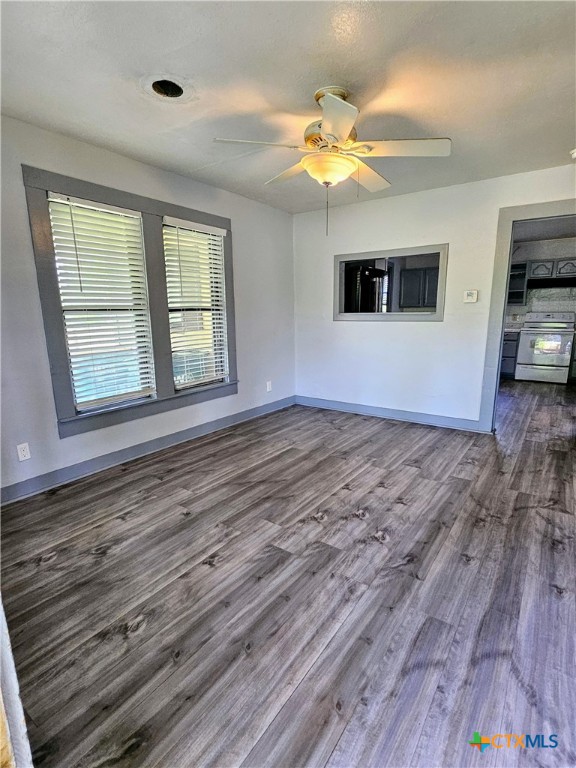 105 & 109 E Leon Street