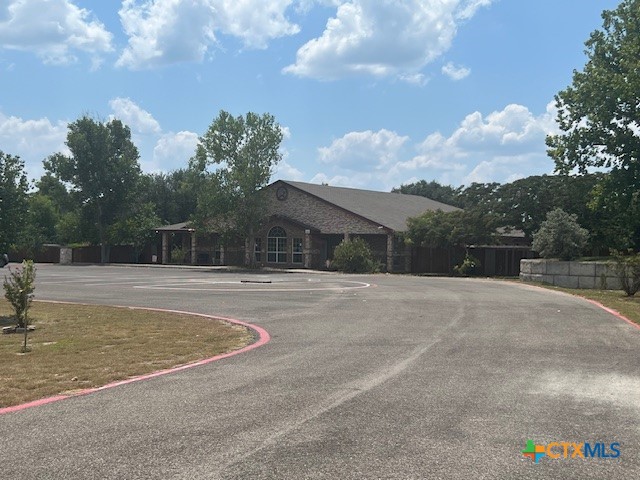 628 E Veterans Memorial Boulevard