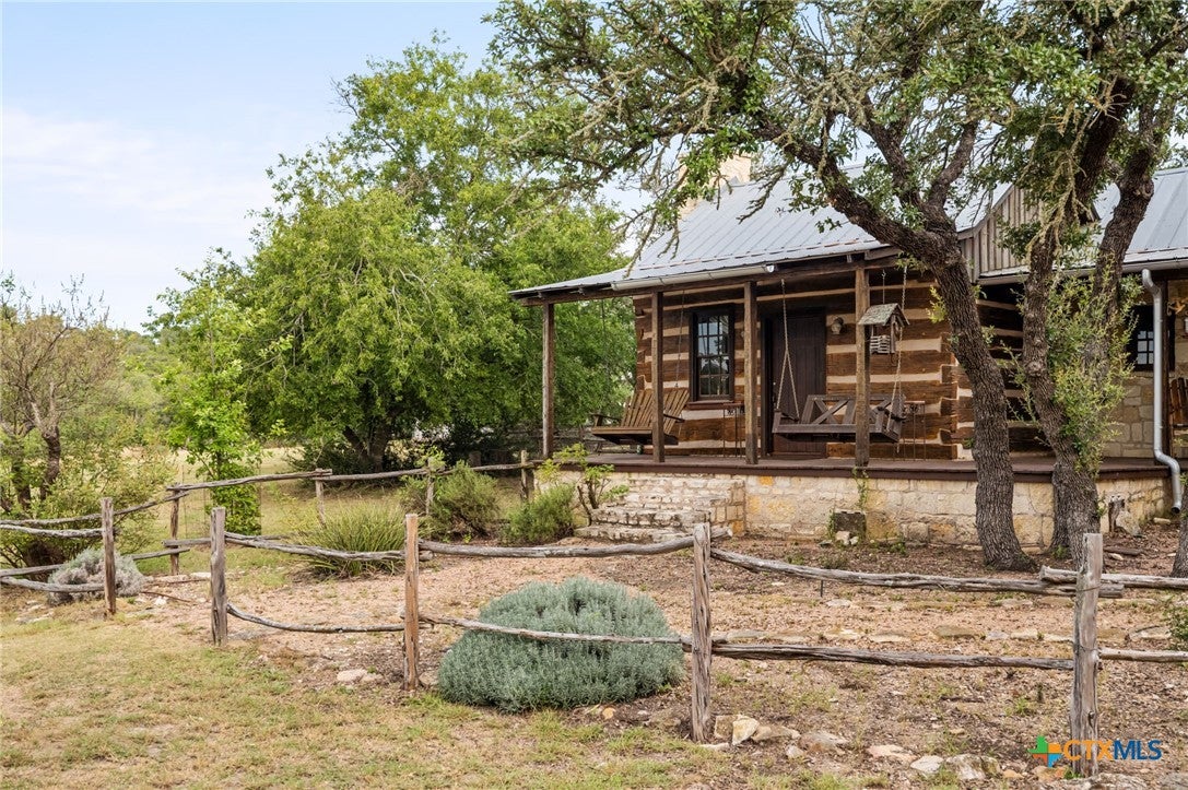 401 Clear Creek Lane