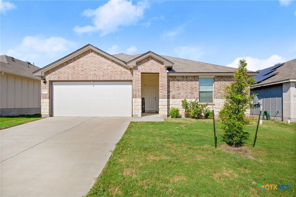 Photo of 9619 Murandy Drive, Killeen, TX 76542 (MLS # 610621)