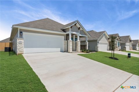 Photo of 708 Seven Springs Drive, Temple, TX 76502 (MLS # 600264)