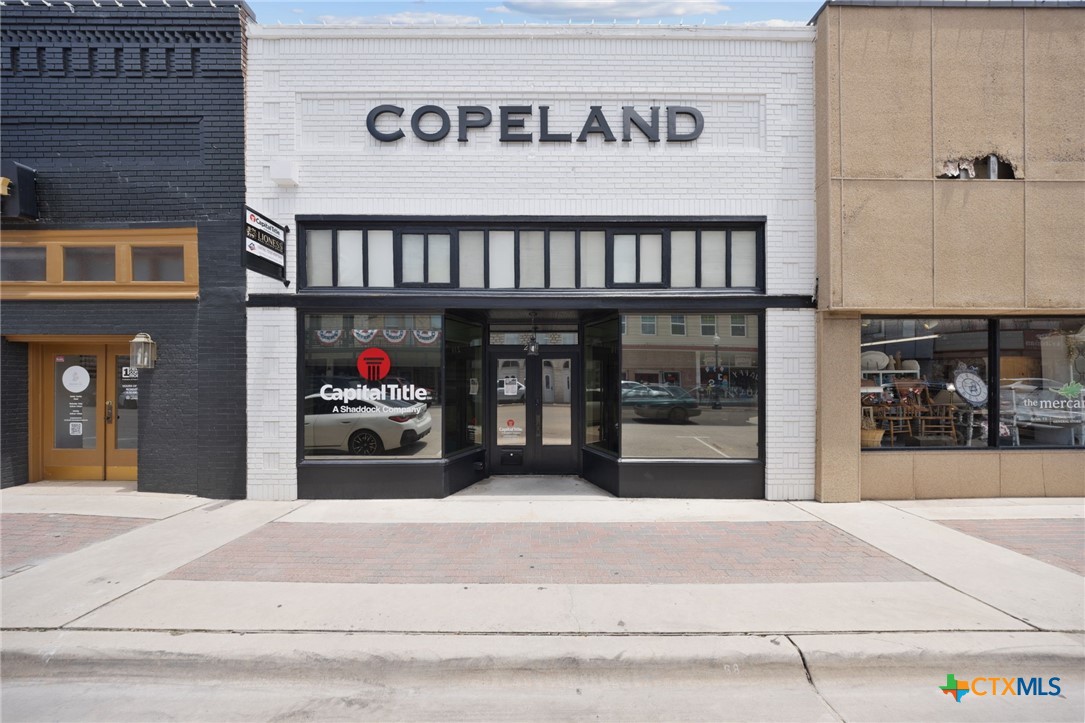 Photo 1 of 9 — 210 E Central Avenue E, Belton, TX 76513