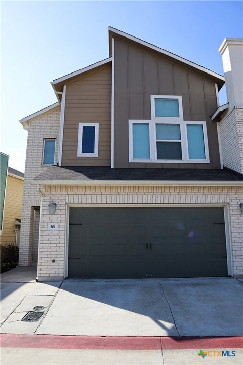Photo of 301 Bridgeford Drive DR, Austin, TX 78745 (MLS # 624744)