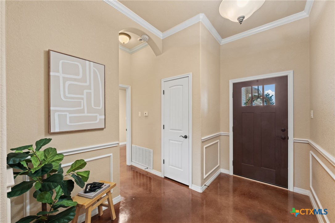 8710 Hansom Cab Circle