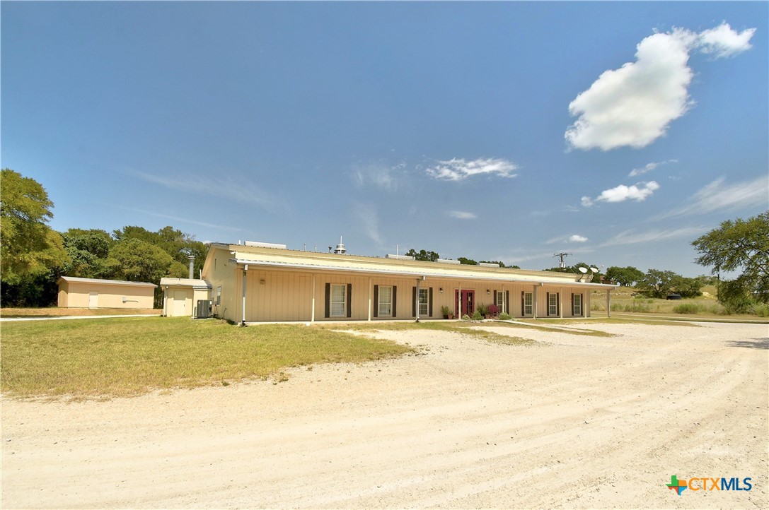 5916 W 290 Highway