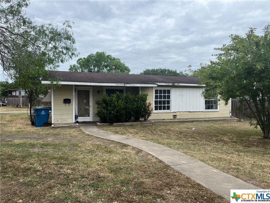 View Beeville, TX 78102 house