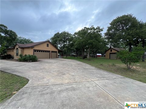 A home in La Vernia