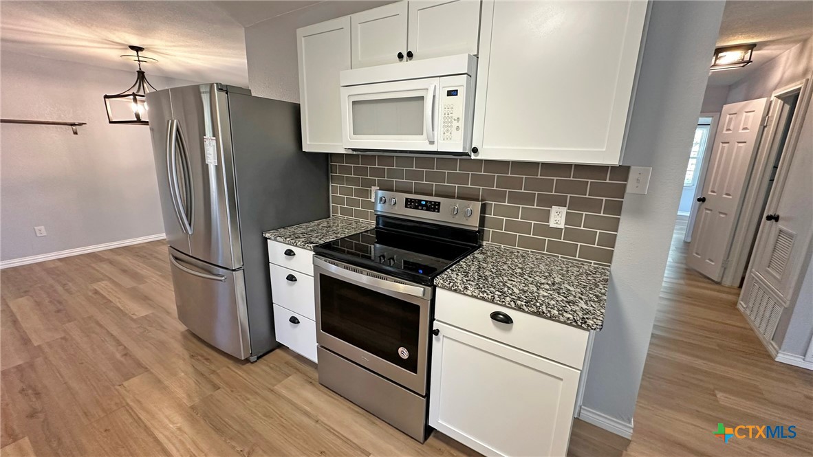 105 E Cherokee Drive