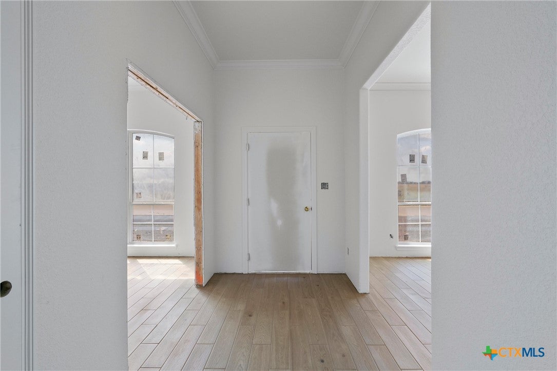 1312 Flint Ridge Loop