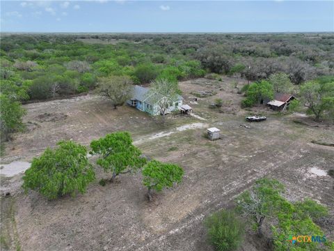 Photo of 115 Ryan Road, Refugio, TX 78377 (MLS # 608757)