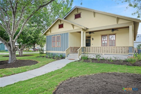 Photo of 608 Cibilo ST, Lockhart, TX 78644 (MLS # 617005)