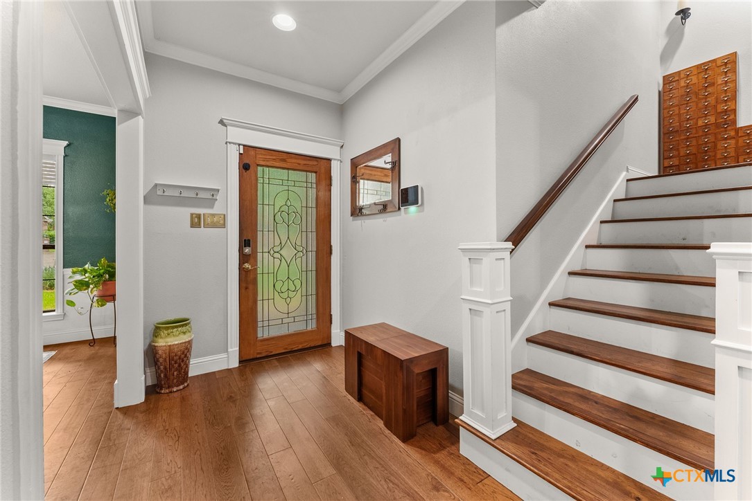 2717 Canyon Oaks Court