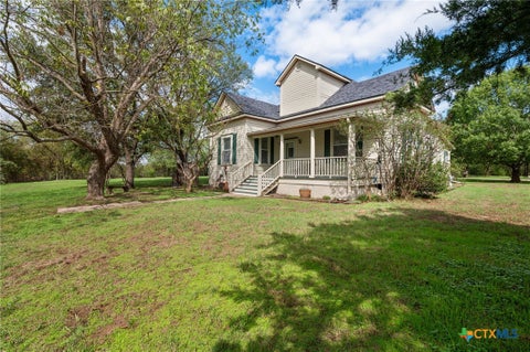 Photo of 701 N Maple Avenue, Hubbard, TX 76648 (MLS # 627969)