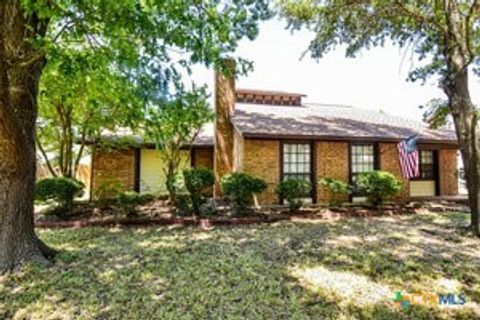 Photo of 2202 Stagecoach Trail, Temple, TX 76502 (MLS # 609482)