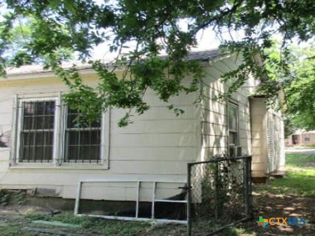 Photo of 1919 Windsor Avenue, Waco, TX 76708 (MLS # 617272)