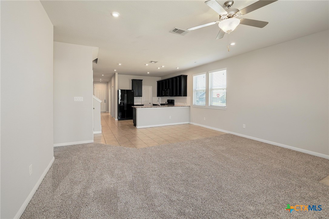 2429 Hat Bender Loop