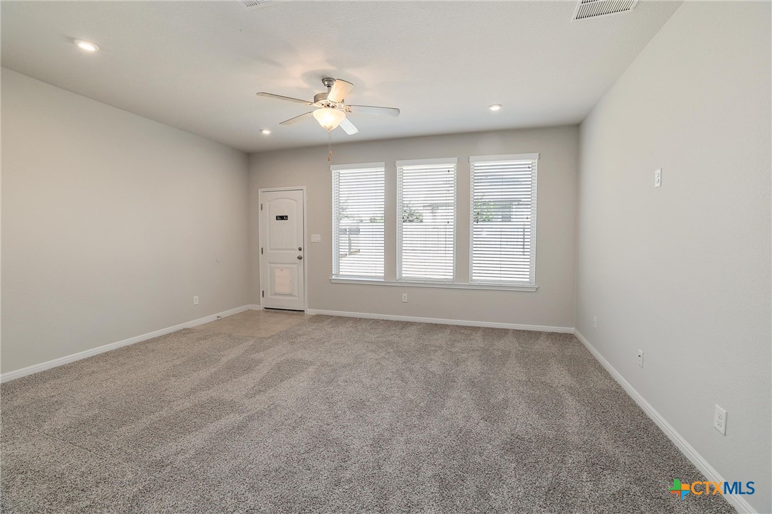 2429 Hat Bender Loop