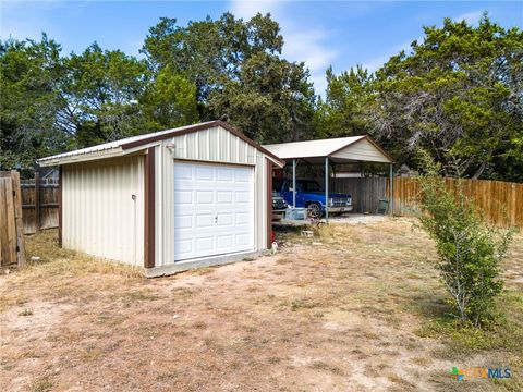 A home in Kempner