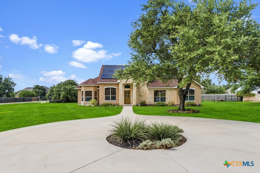 Photo of 200 Texas Country Drive, New Braunfels, TX 78132 (MLS # 620890)