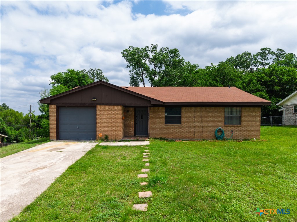 Photo 1 of 26 — 930 Dryden Avenue, Copperas Cove, TX 76522