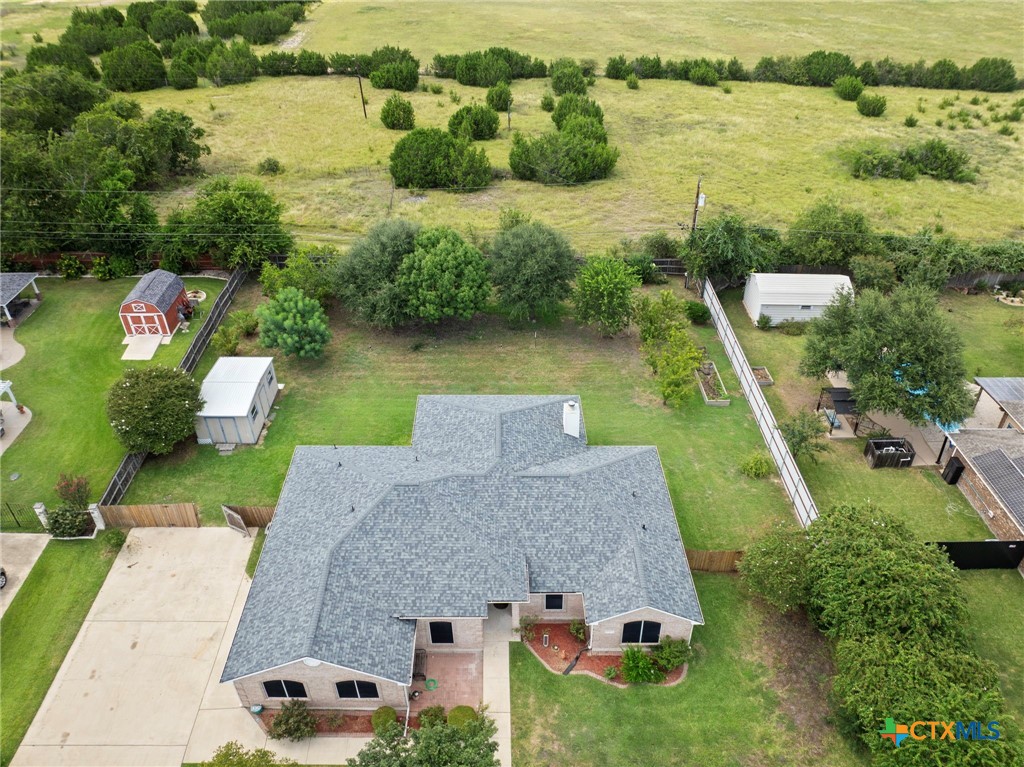 1203 Hummingbird Road