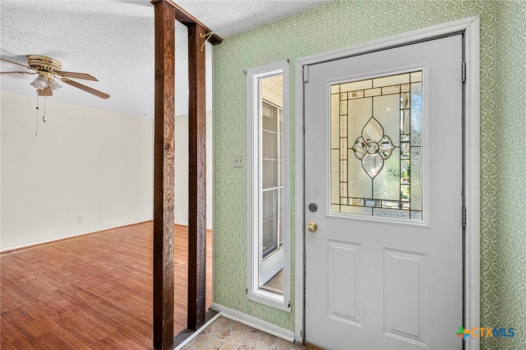 Photo of 2803 Lawndale Street, Killeen, TX 76549 (MLS # 623357)