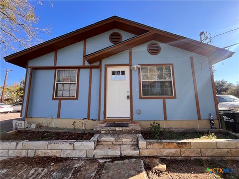 Photo of 613 S Lbj Drive, San Marcos, TX 78666 (MLS # 599513)