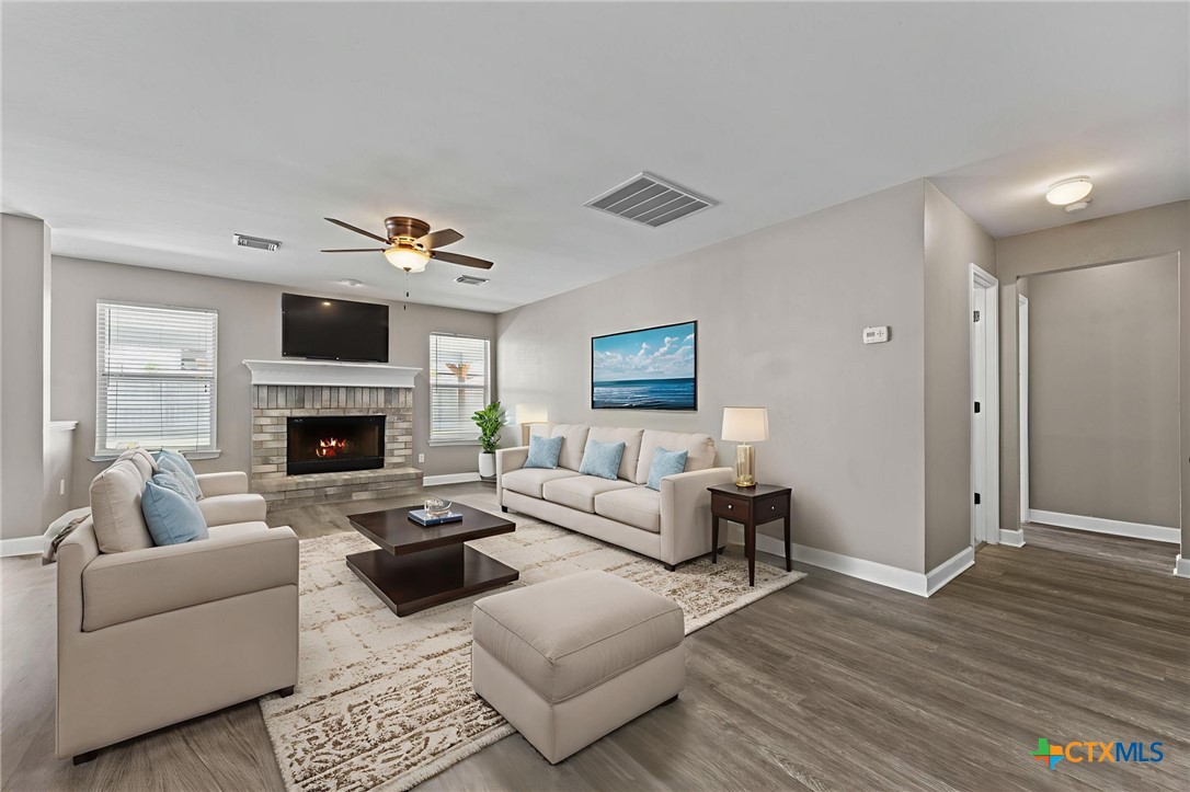 1609 Sunstone Circle