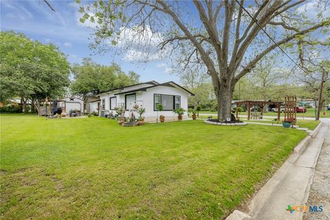Photo of 104 N Bright Street, Gonzales, TX 78629 (MLS # 602132)