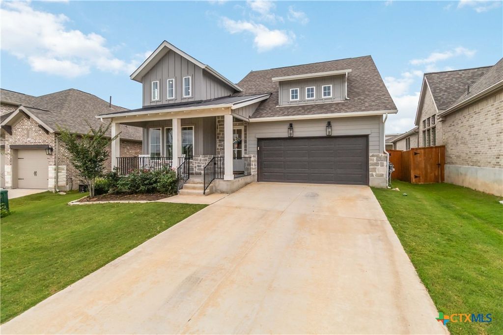 Photo of 612 Vireos Street, New Braunfels, TX 78132 (MLS # 615222)