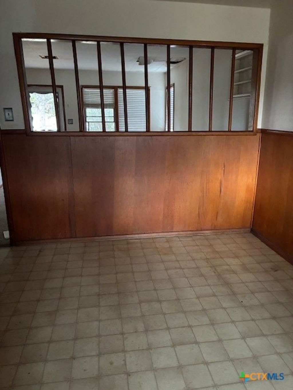 Photo of 209 Highland Street, Yoakum, TX 77995 (MLS # 610306)