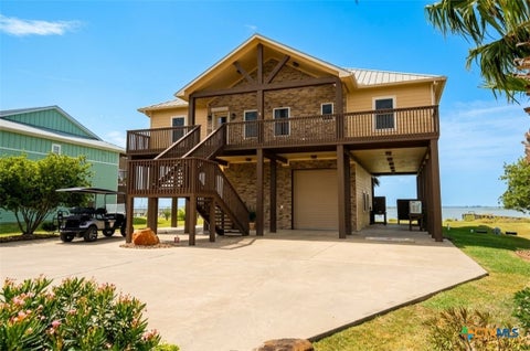 Photo of 553 Bayside Drive, Seadrift, TX 77983 (MLS # 626507)