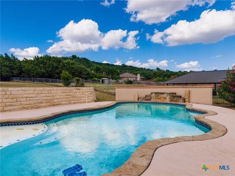 Photo of 812 Taylor Creek Road, Copperas Cove, TX 76522 (MLS # 618862)