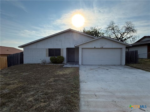 Photo of 218 Spur Drive, Copperas Cove, TX 76522 (MLS # 627817)
