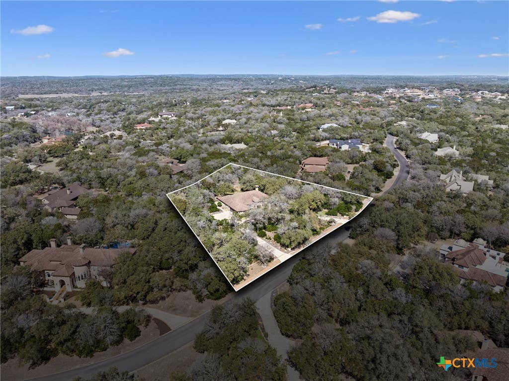 Photo of 358 Mariposa Loop, New Braunfels, TX 78132 (MLS # 606403)