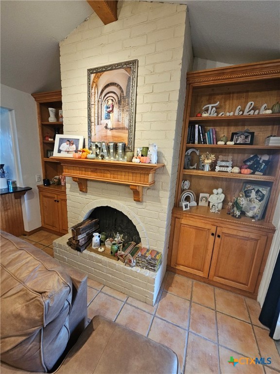 5901 Shadow Wood Drive