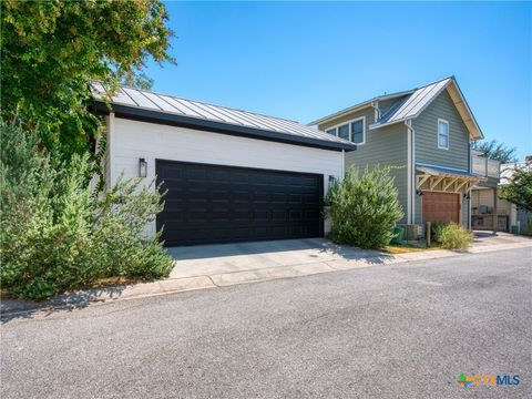 A home in New Braunfels