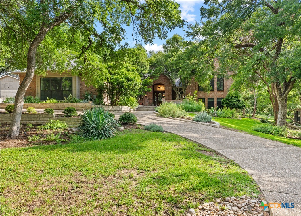 1010 Brookhollow Circle
