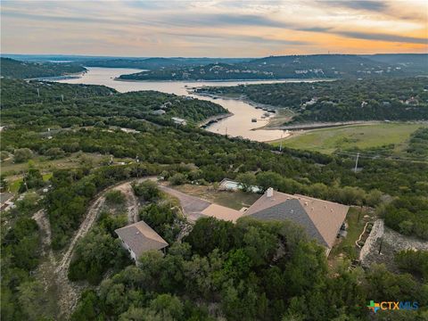 Photo of 10405 Lime Creek Road, Leander, TX 78641 (MLS # 613190)
