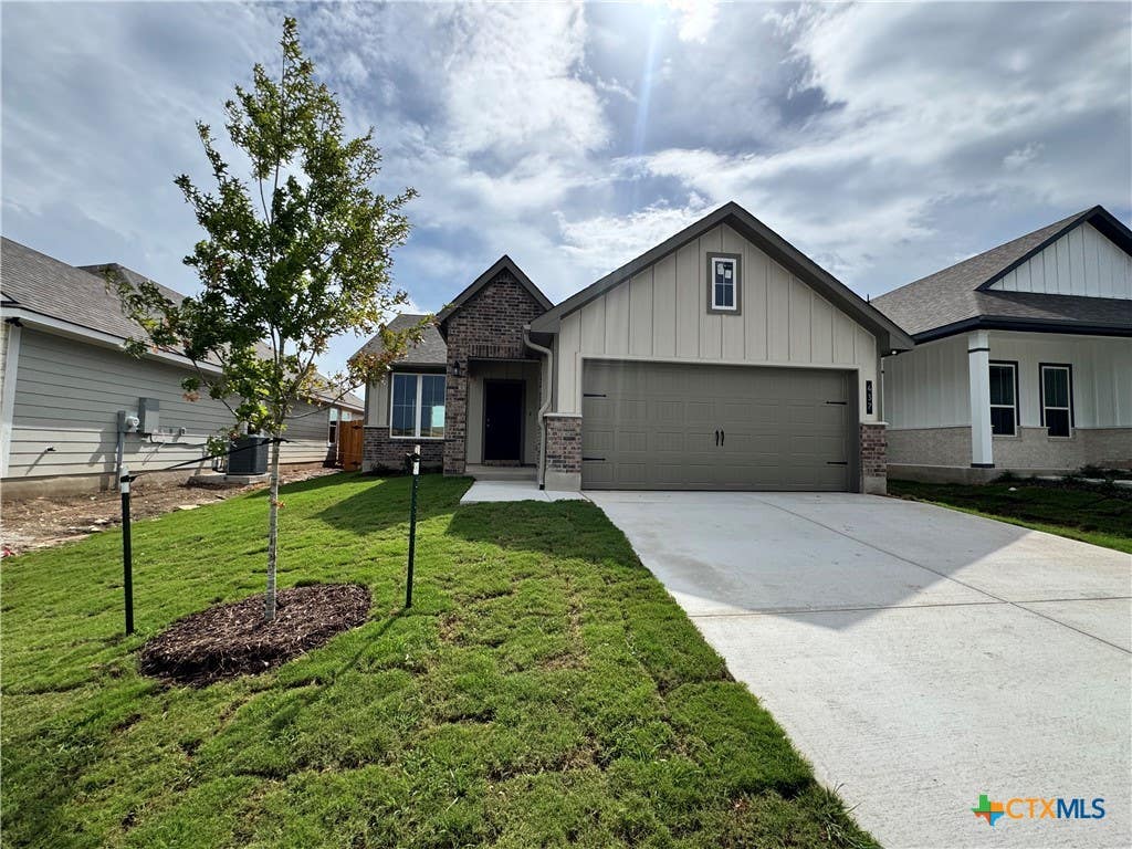 Photo of 437 Presley Drive, Killeen, TX 76542 (MLS # 622630)