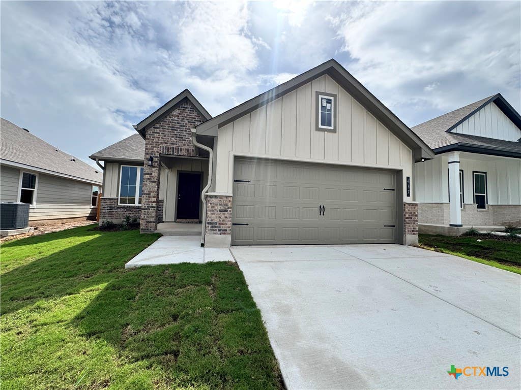 Photo of 437 Presley Drive, Killeen, TX 76542 (MLS # 622630)