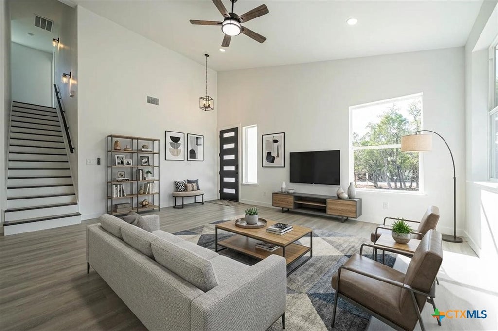 Photo of 4 Huisache Lane, Wimberley, TX 78676 (MLS # 621241)