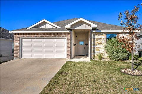 Photo of 1924 Hayes Street, Temple, TX 76502 (MLS # 599914)