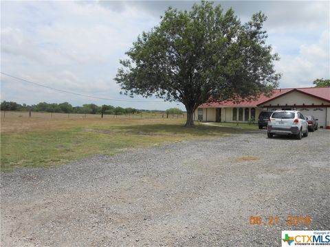 4610 Pfeil Rd Road Converse TX 78109