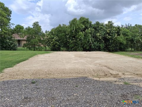 502 E Avenue R Belton TX 76513